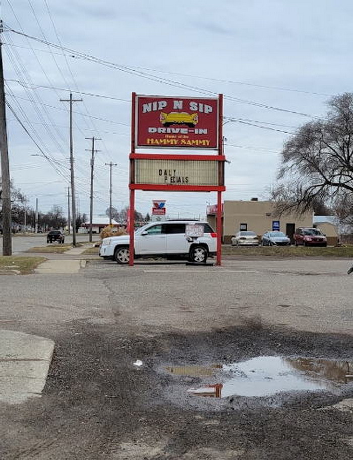 Nip-N-Sip - Photo From Web (newer photo)